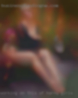 (working on this of horny girls section). (working on this of horny girls section).